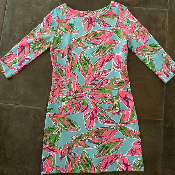 Lilly Pulitzer Charlene 3/4 Sleeve, Floral Tropical, Sz M - Picture 1 of 2